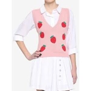 Hot Topic Strawberry Sweater Vest Pink Red Fruit Print Top XL Cottagecore‎ Y2K